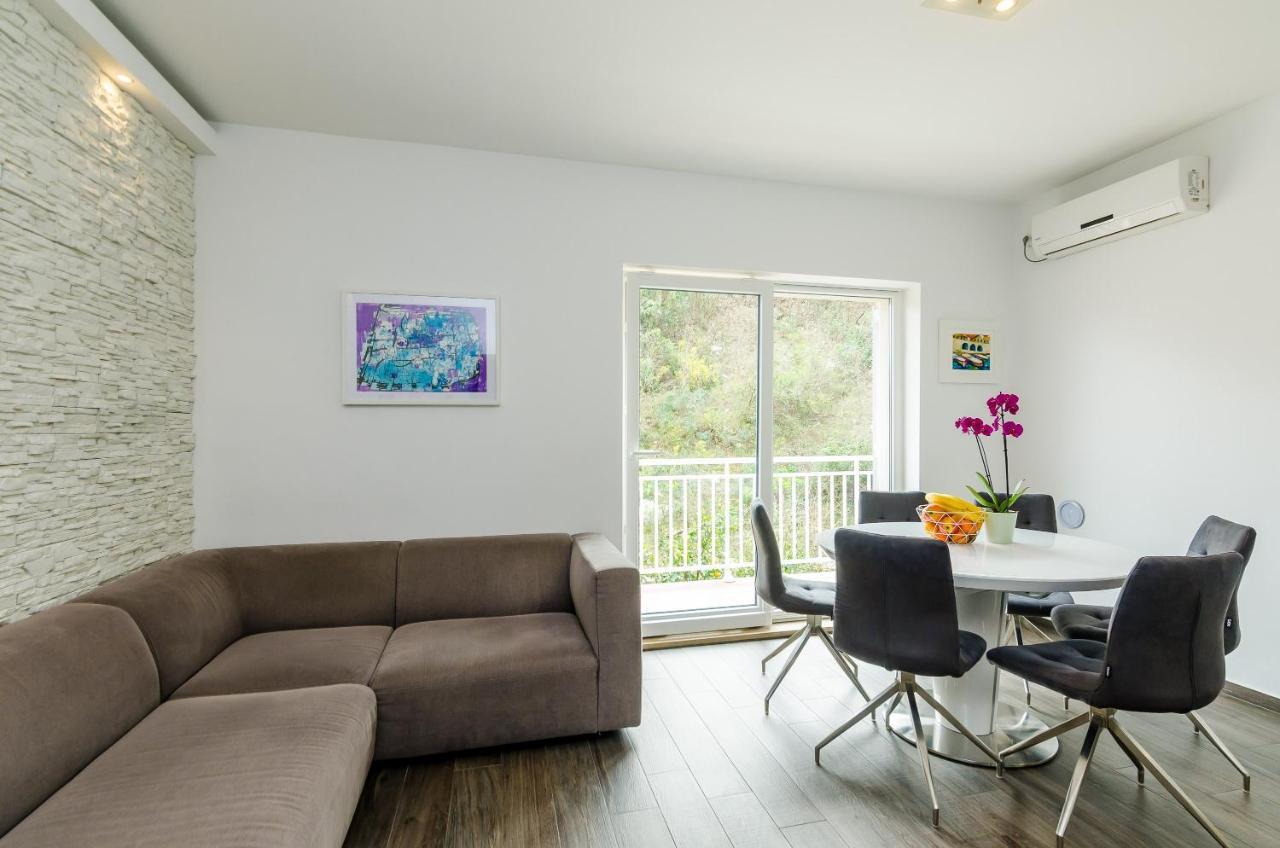 Apartment Lise Mokosica Дубровник Екстериор снимка