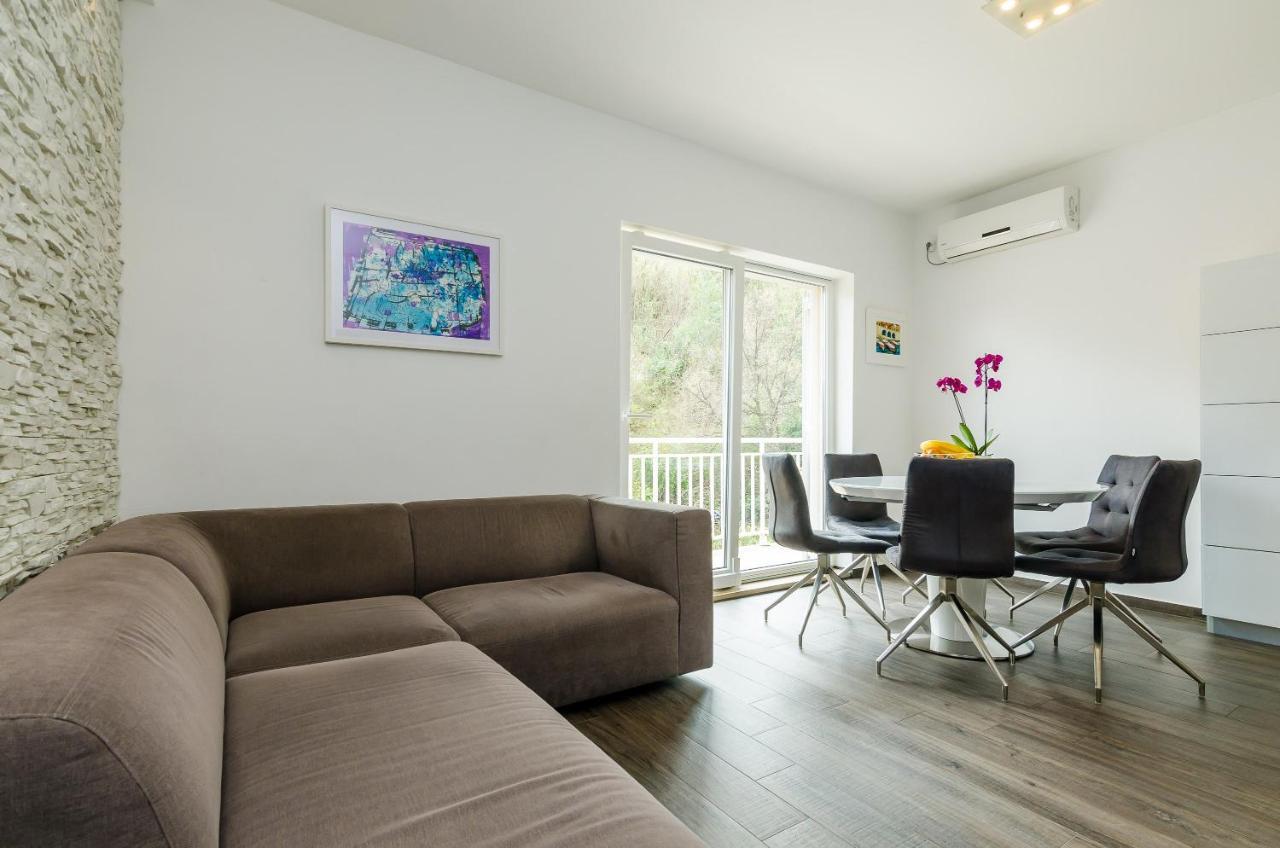 Apartment Lise Mokosica Дубровник Екстериор снимка
